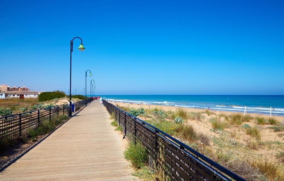 Apartment With Pool, Sea Views & Balcony Less Than 10Min Walk To La Mata Beach! Torrevieja Luaran gambar